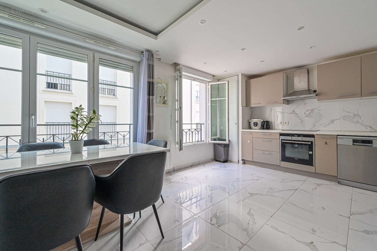 Appartement à MAISONS-ALFORT
