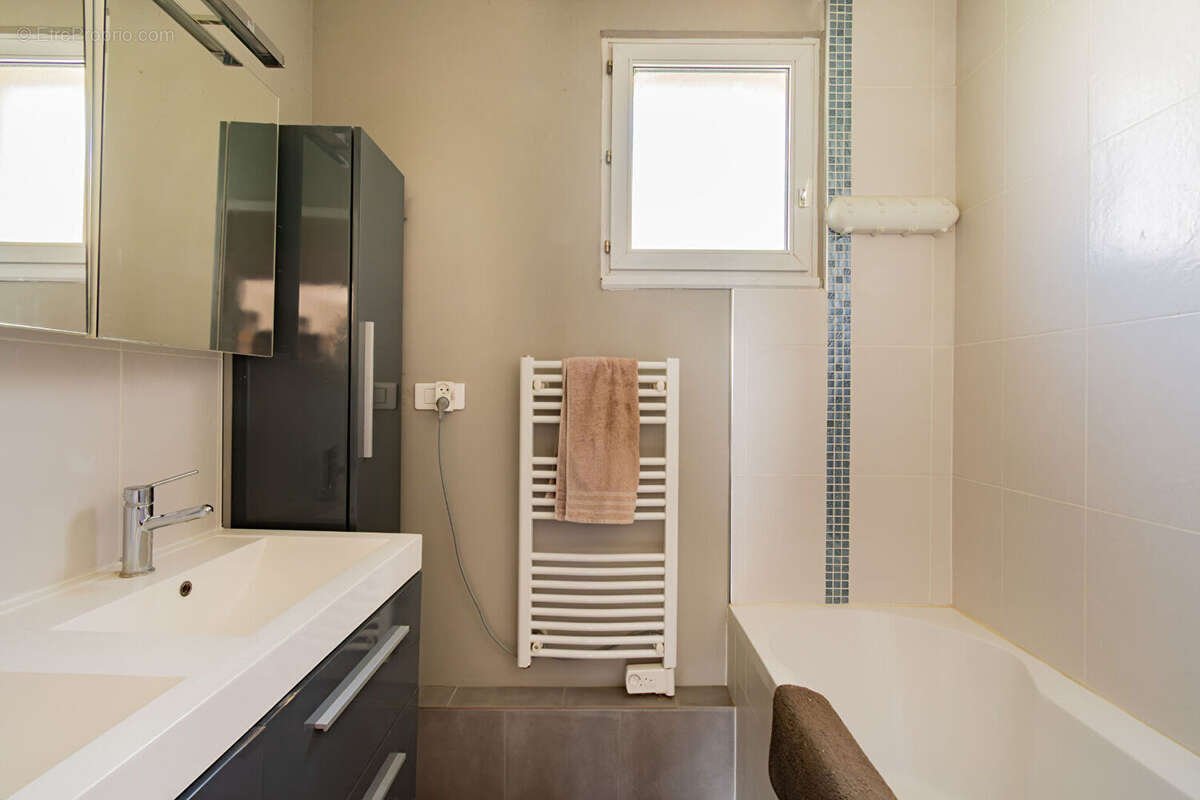Maison à MARSEILLE-10E