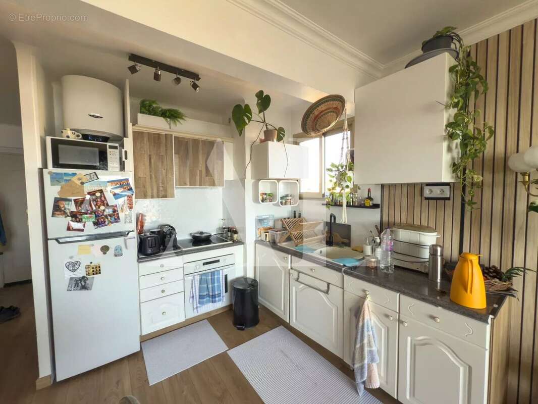 Appartement à VALLAURIS