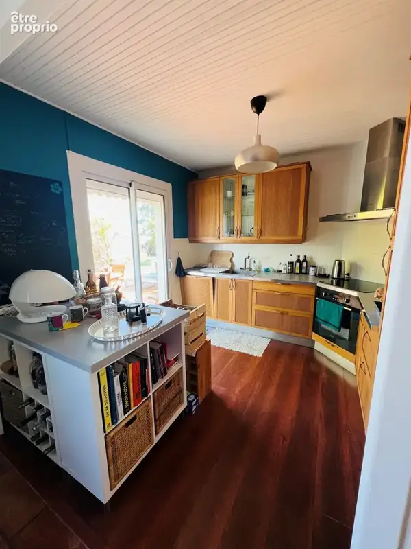 Maison familiale de plain-pied avec jardin, véranda et prestations récentes - photo 13