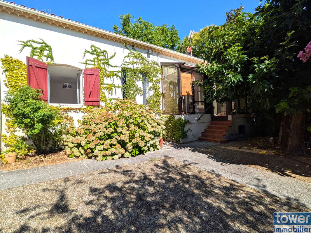 Maison à LAMALOU-LES-BAINS