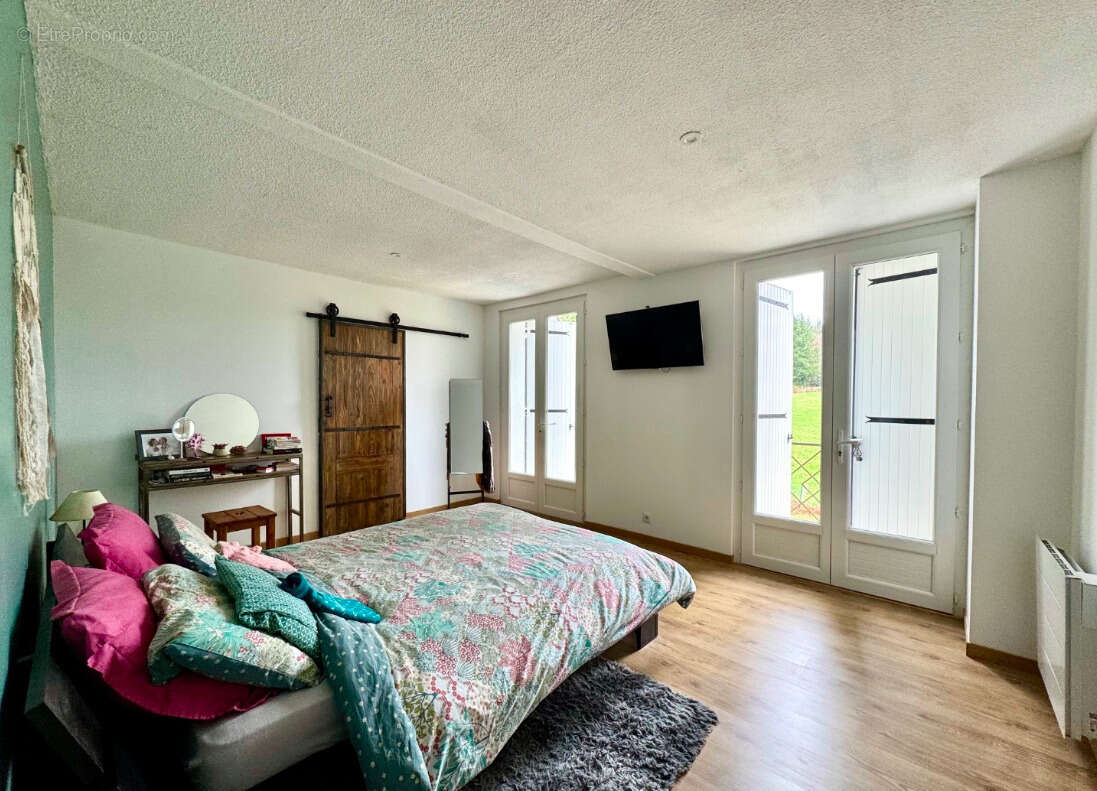 Maison à LA SALVETAT-SUR-AGOUT