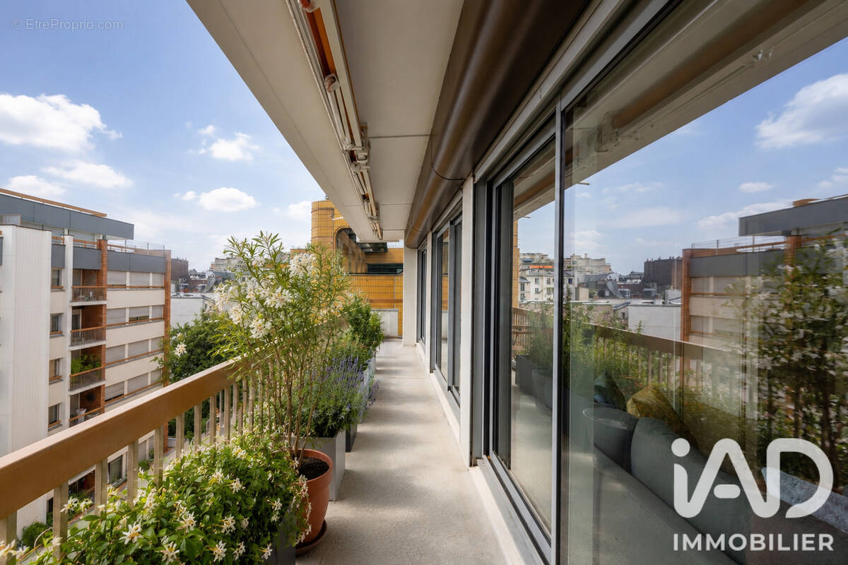 Photo 1 - Appartement à PARIS-11E