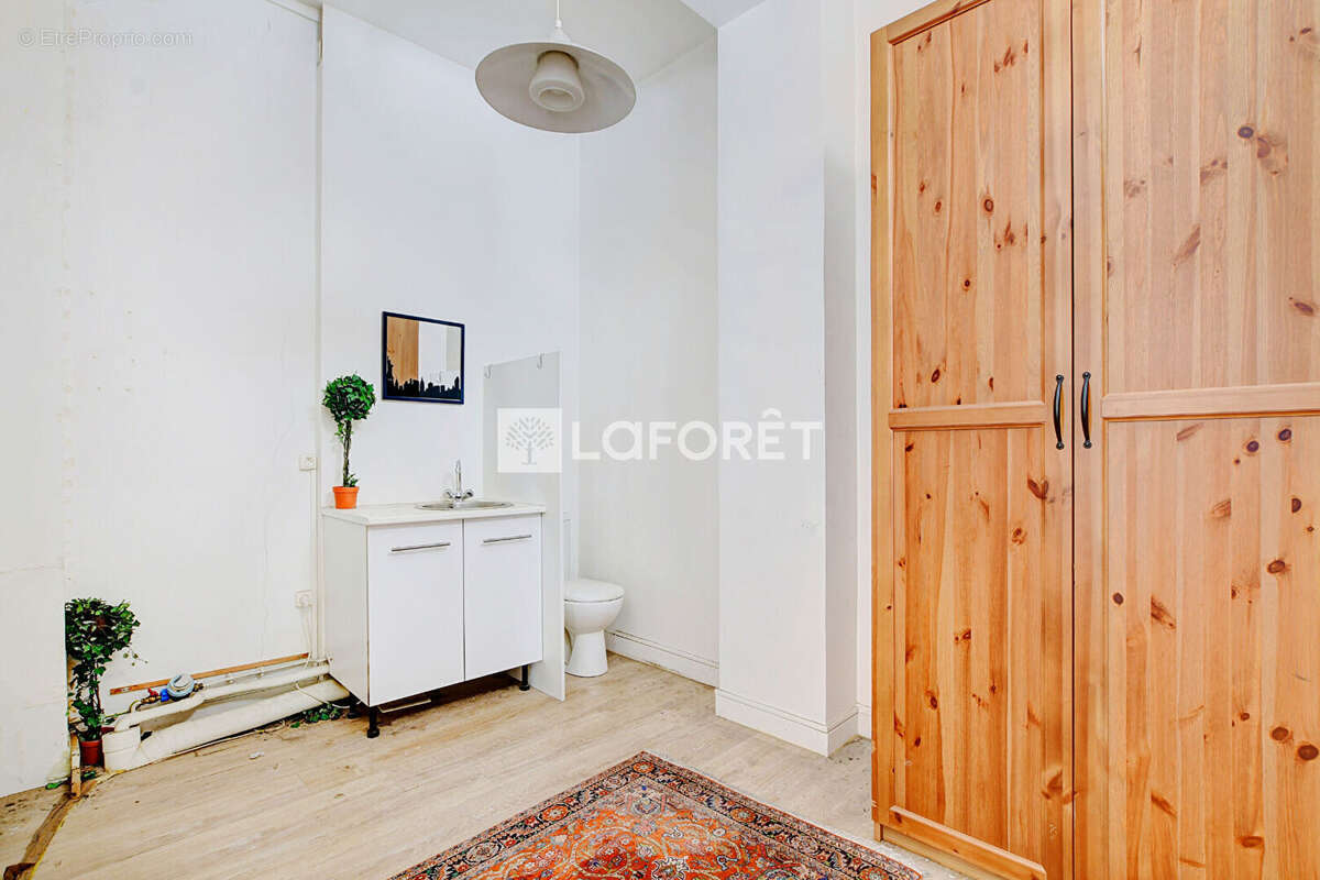 Commerce à PARIS-15E