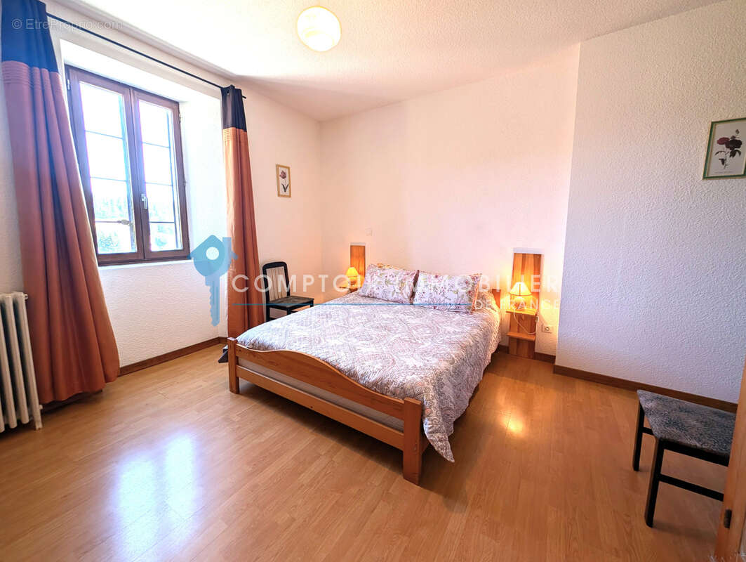 Dépt. 07 -  A VENDRE Secteur COUCOURON - Maison de maître de 160 m2 - Parcelles de 1.330 m2 - photo 24