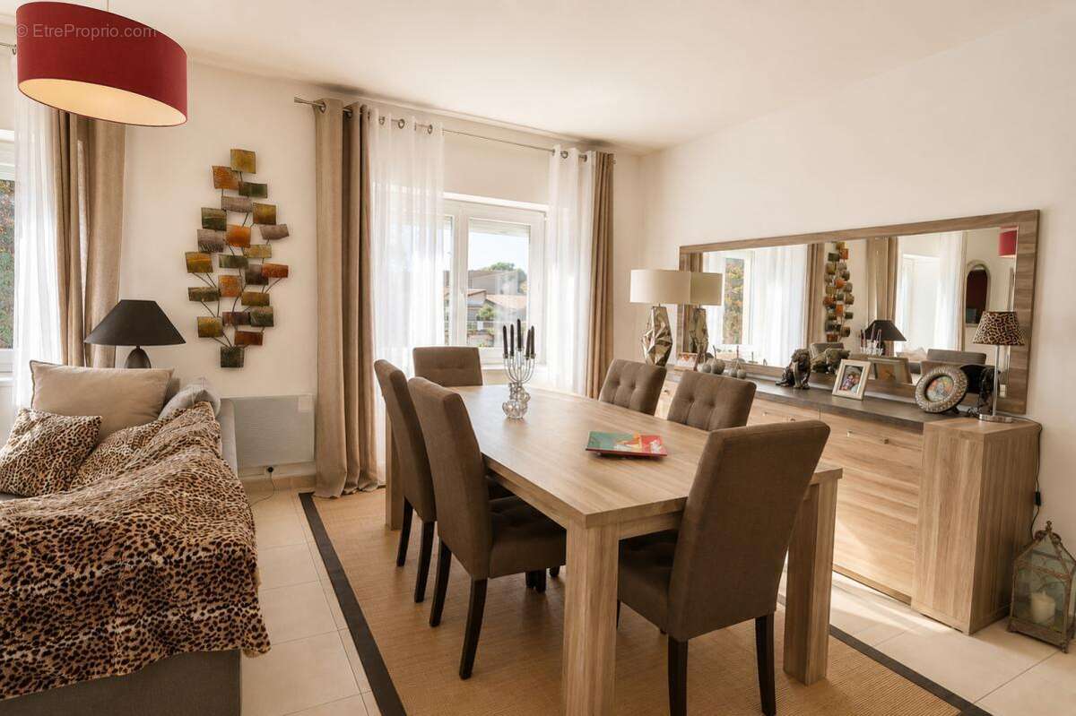 Maison à GINESTAS