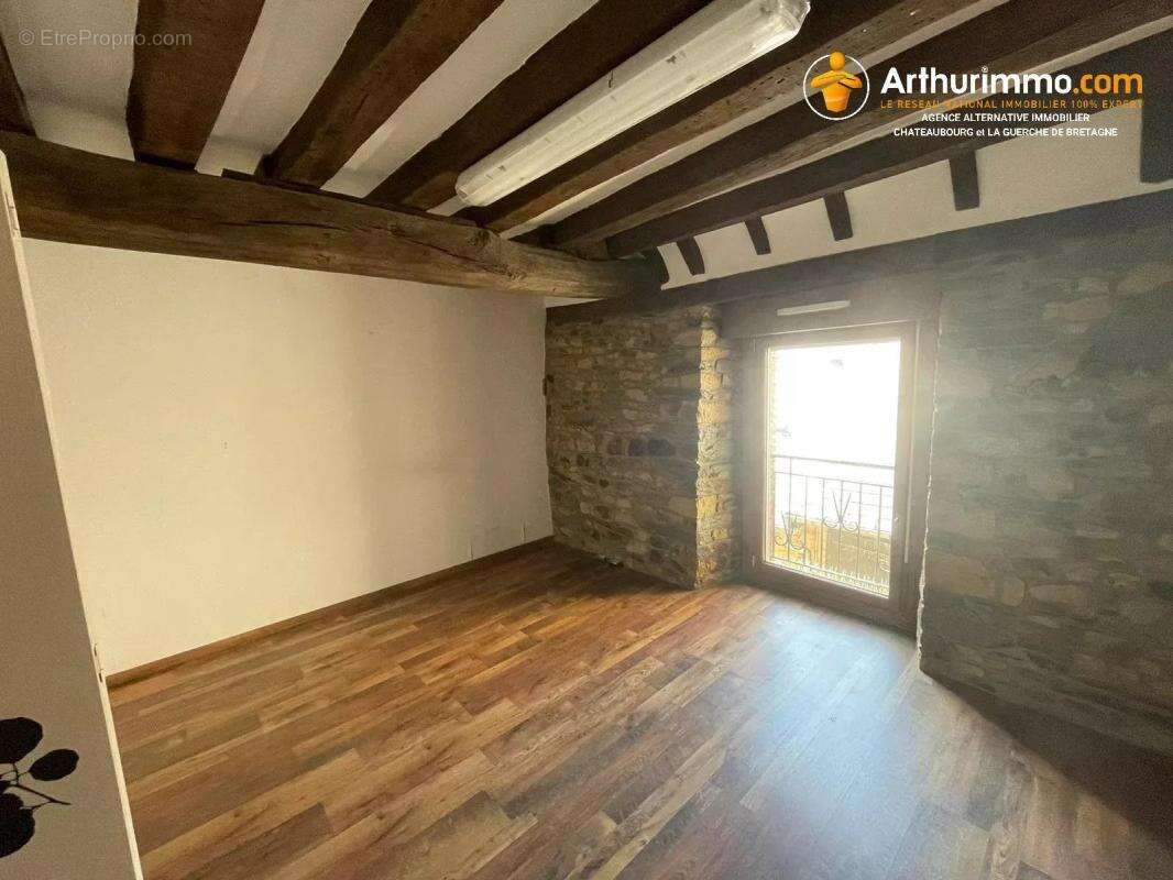 Appartement à LA GUERCHE-DE-BRETAGNE