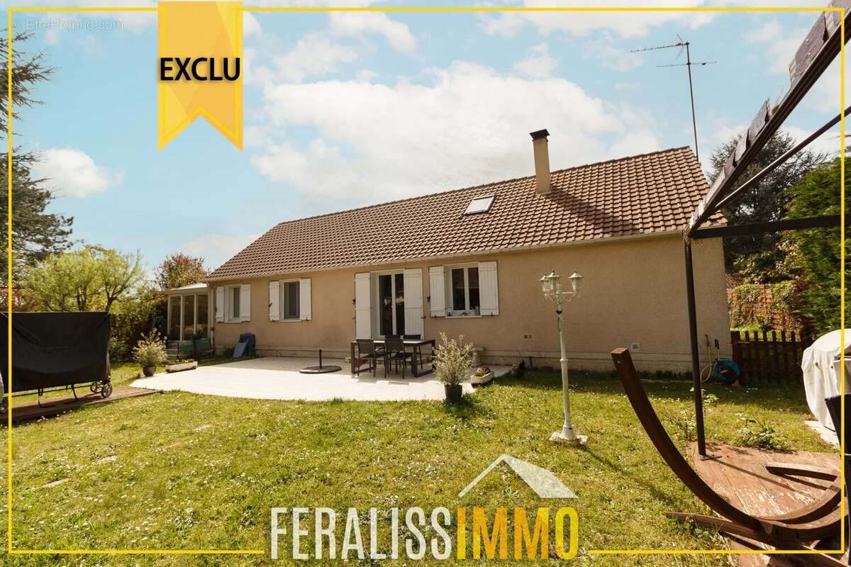 Maison à NEUVILLE-SUR-OISE