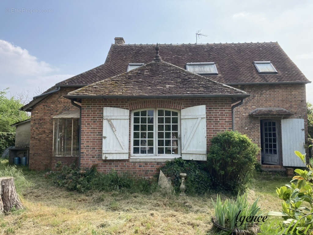 Maison à AUBIGNY-SUR-NERE