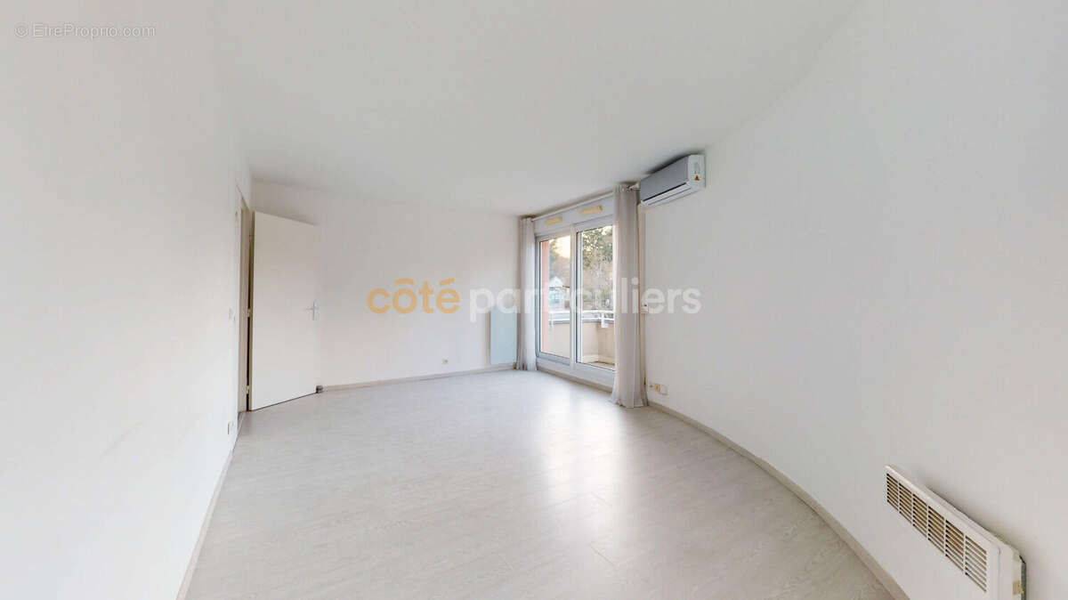 Appartement à GIF-SUR-YVETTE