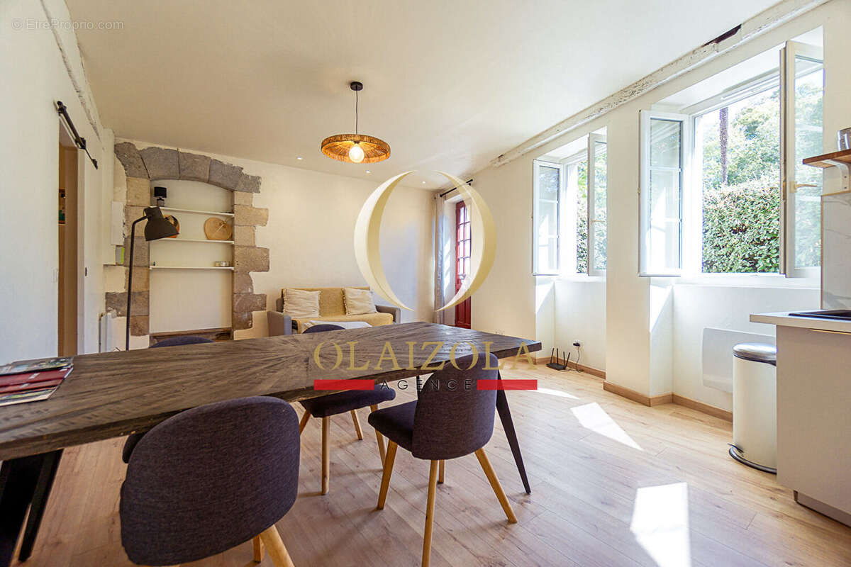 BAYONNE - Appartement T2 en rez-de-chaussée avec jardin dans le quartier Marracq. - photo 10