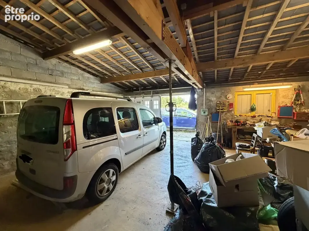 Situation unique! Au bout d'un petit chemin, maison avec granges proche de Saint-Léger-de-Fougeret - photo 19