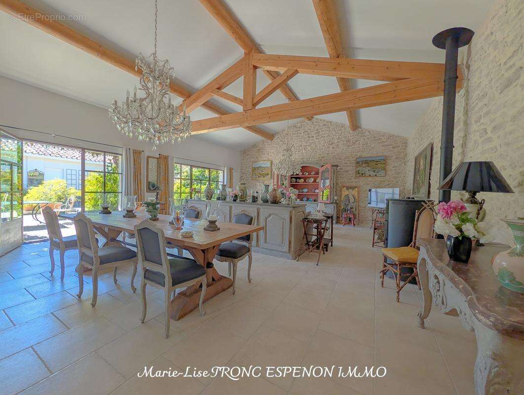 Maison à VELLERON
