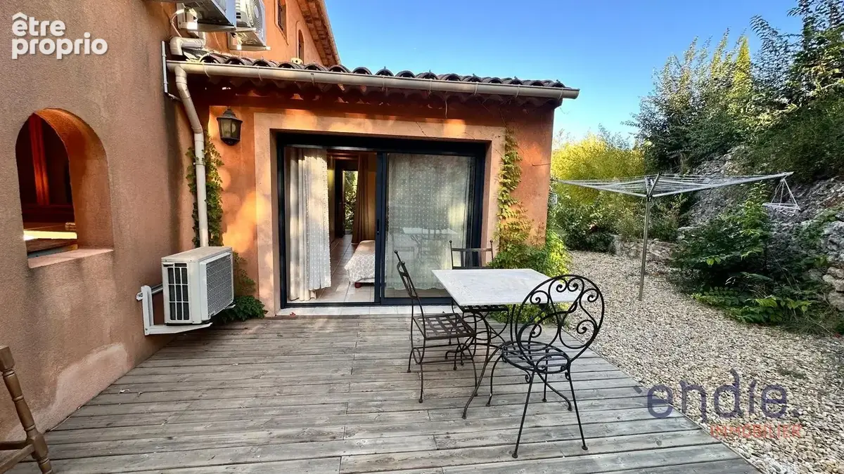A Lorgues, charmante bastide de 158m2, 4 chambres, studio et piscine - photo 19
