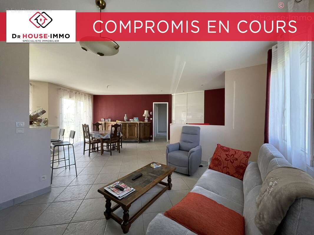 Maison à L'HOPITAL-LE-GRAND