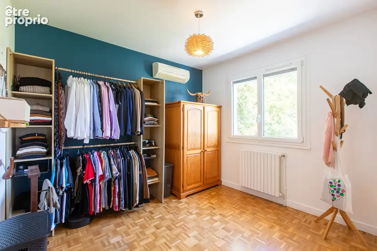 Une maison rénovée avec 6 chambres & 50 m² de garage - photo 7