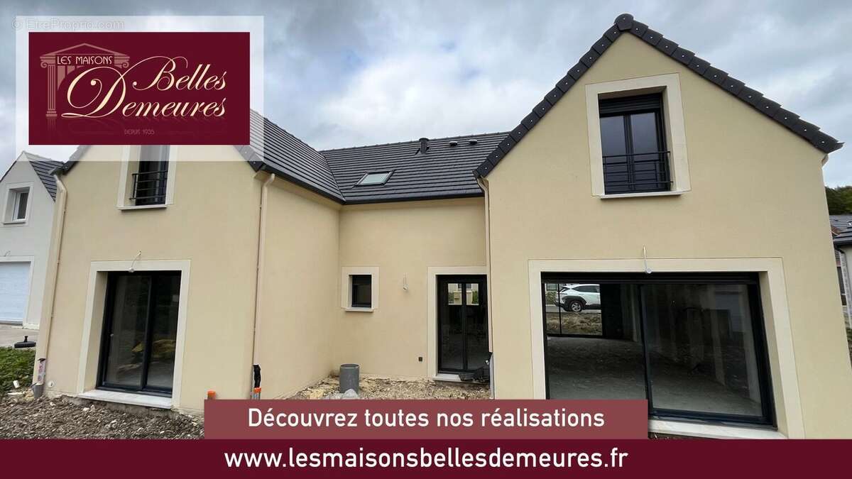 Terrain à VAUX-SUR-SEINE