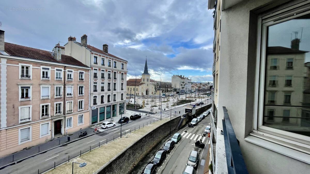 Appartement à VILLEURBANNE