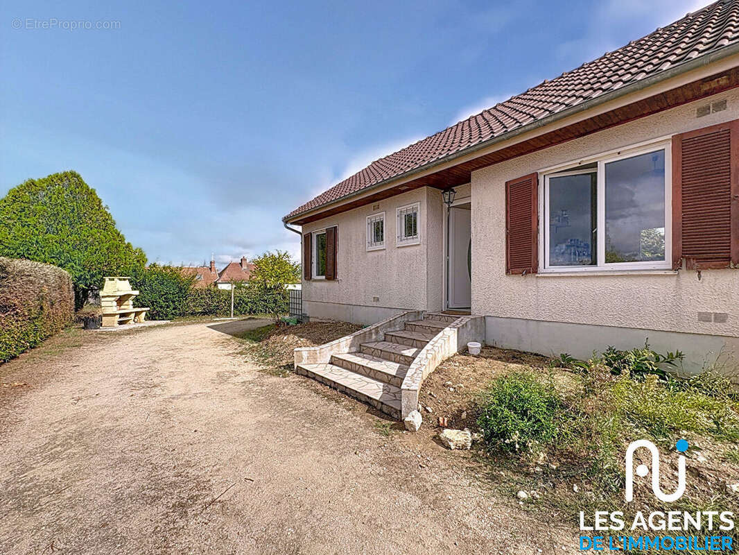 Maison à SAINT-LAURENT-NOUAN