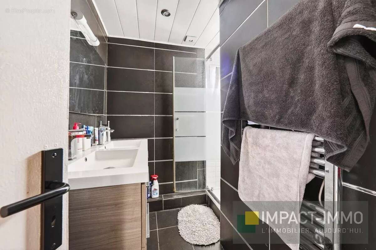 Appartement à ASNIERES-SUR-SEINE