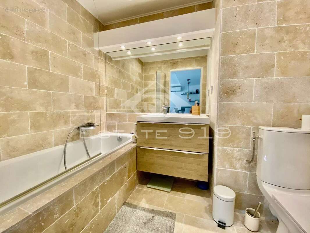 Appartement à MOUGINS