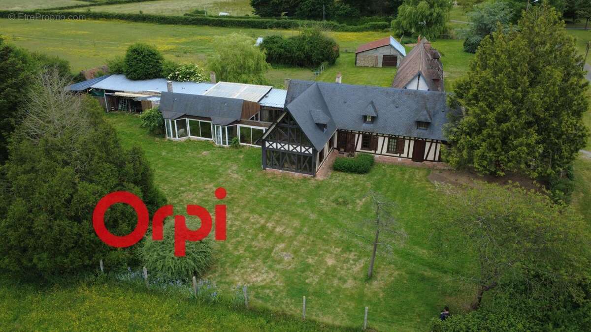 Maison à BERNAY
