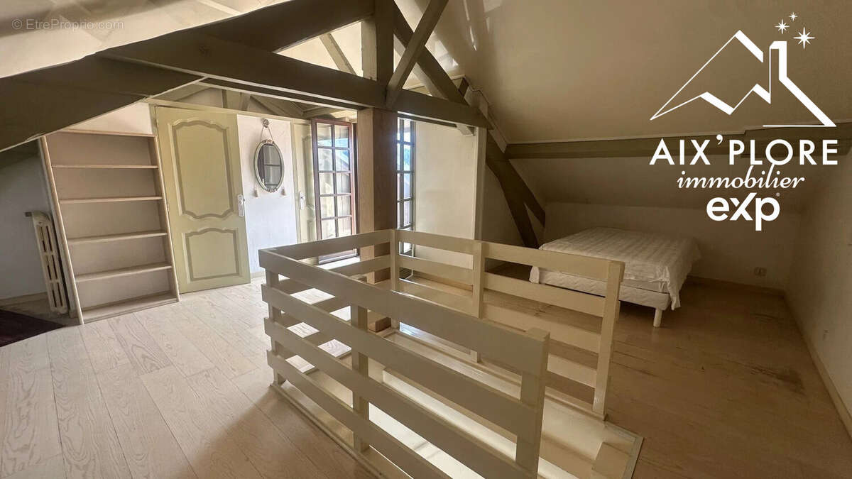 Appartement à AIX-LES-BAINS