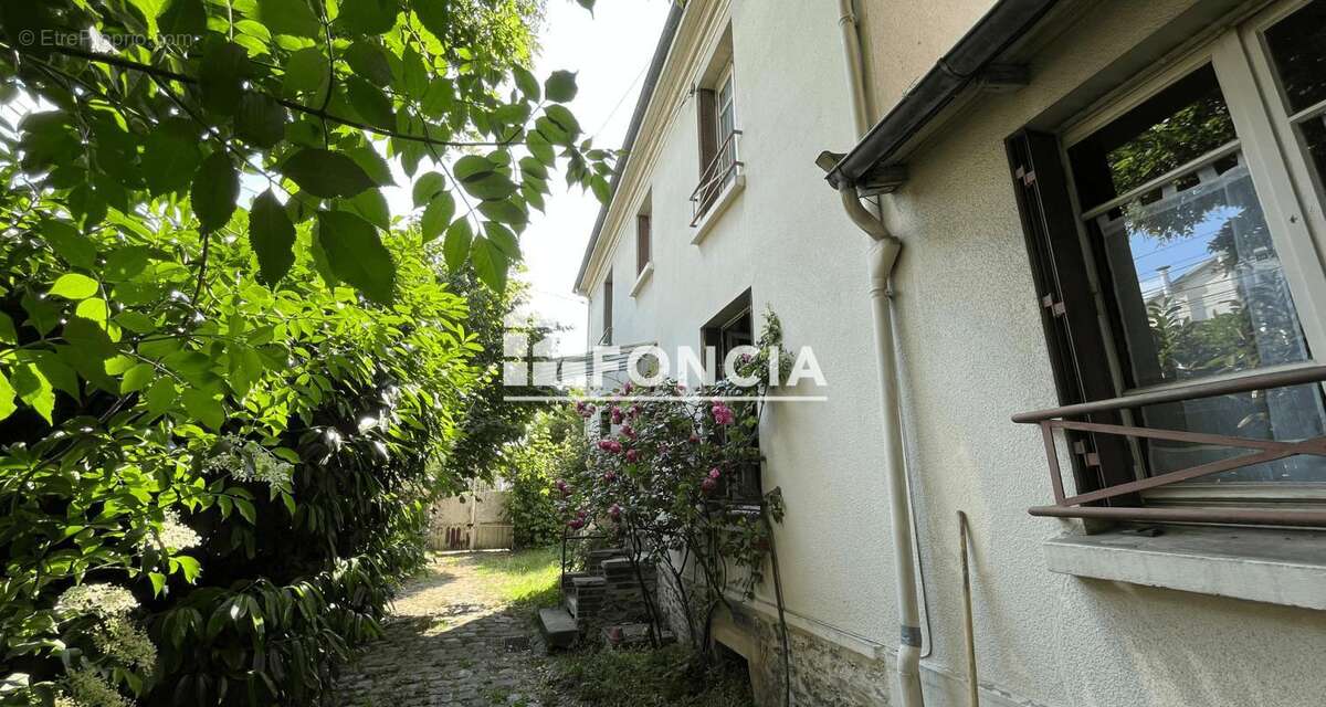 Maison à BOURG-LA-REINE