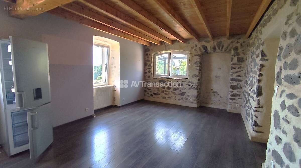 Maison à FREYSSENET