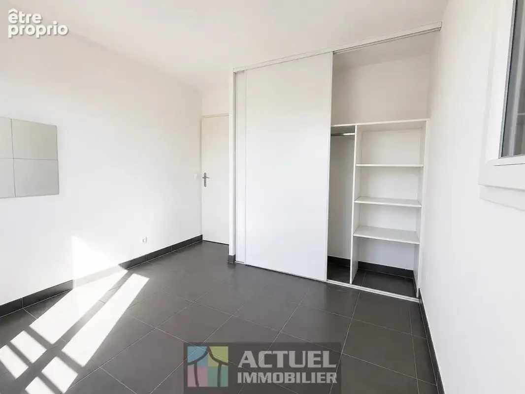 Maison T4 de 80 m2 avec jardin et garage   Saint-Clément-de-Rivière - photo 5