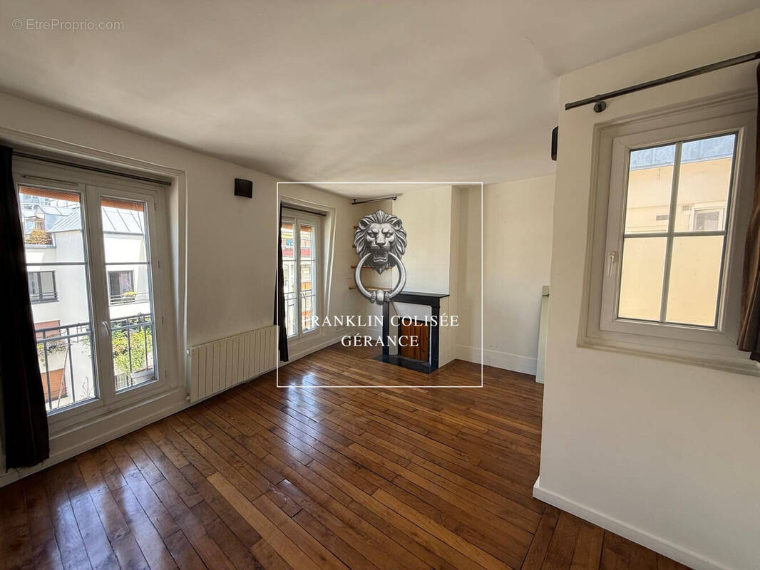 Appartement à PARIS-12E