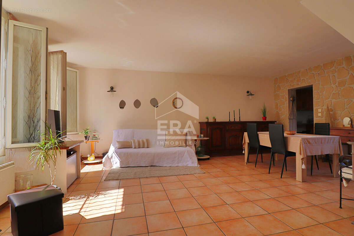 Maison à MARSEILLE-10E