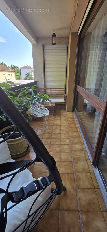 Appartement à PONT-DE-VEYLE