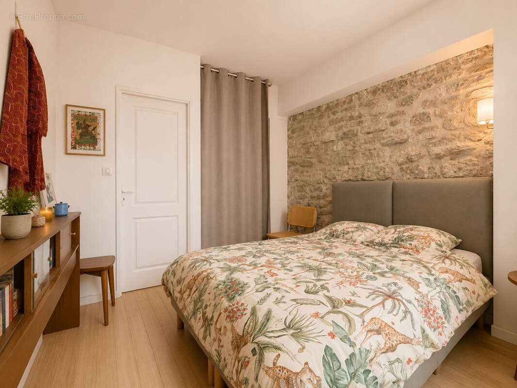 Appartement à PARIS-20E