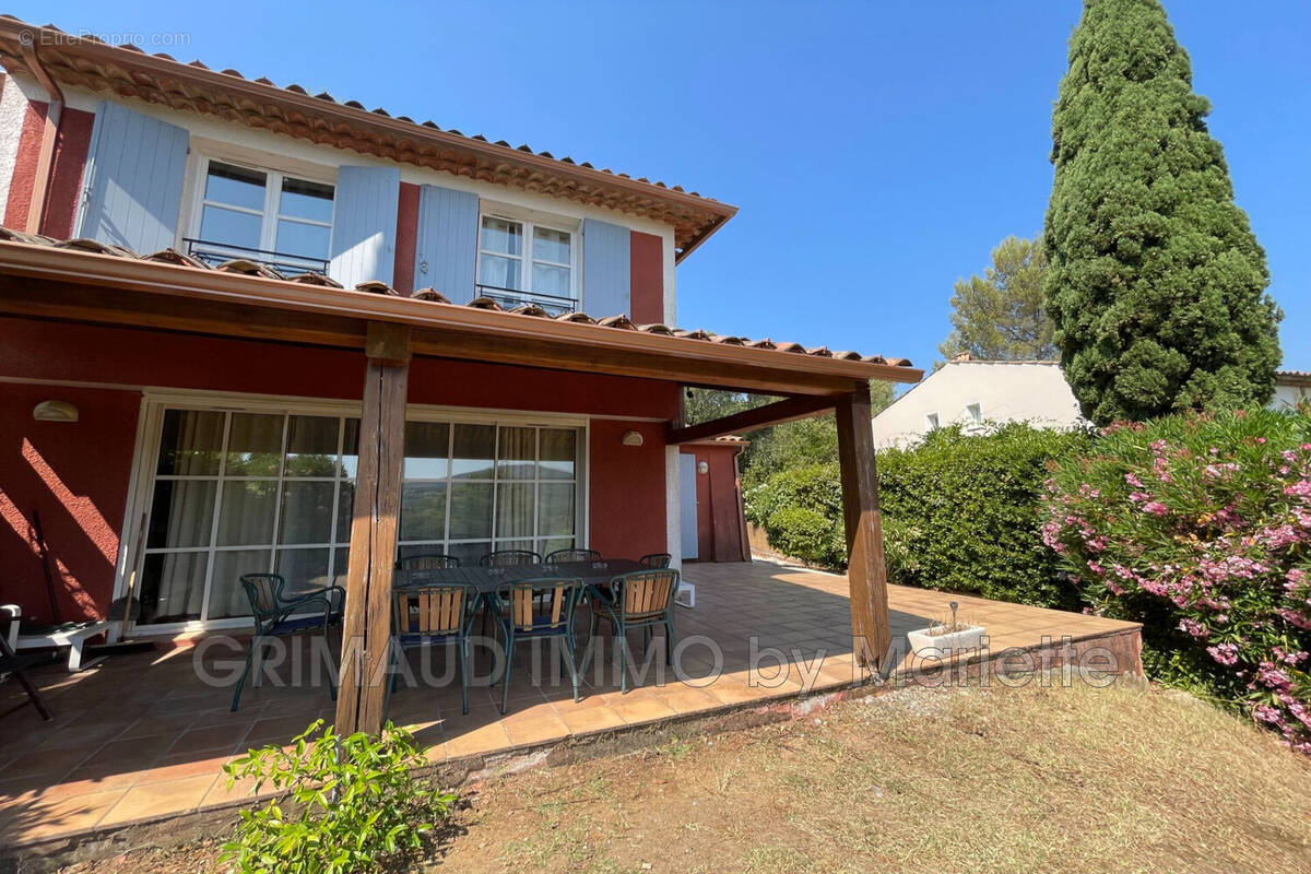Maison à GRIMAUD