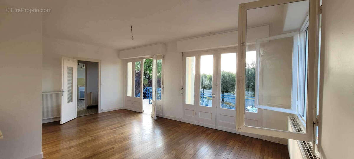 Maison à SAINT-FORT-SUR-GIRONDE