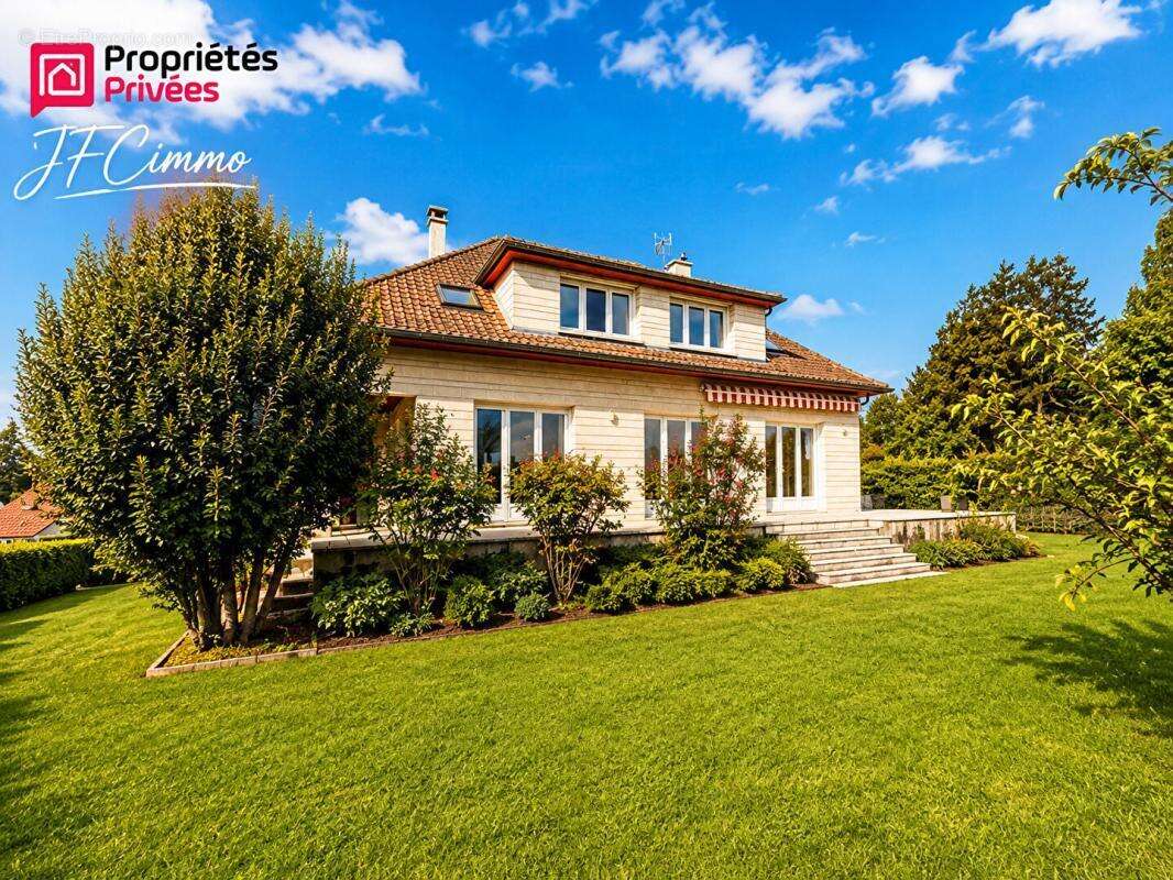Maison Soissons 240 m2 terrain de 1600m2 - photo 3