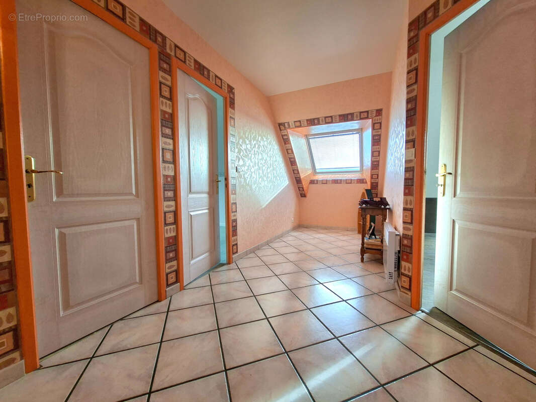 Maison à SAINT-NICOLAS-D'ALIERMONT