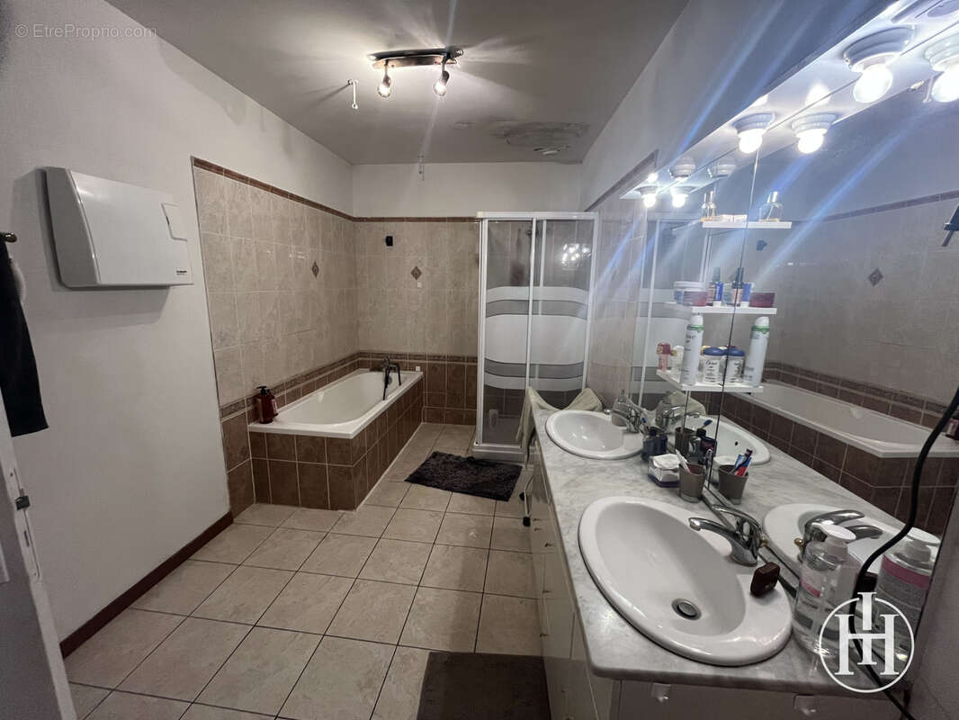 Appartement à VILLEFRANCHE-D'ALLIER