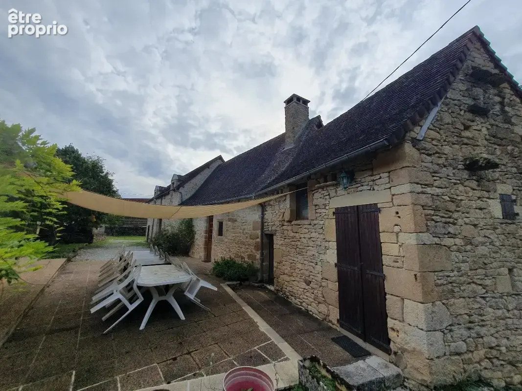 Agréable maison en pierres avec un gite et piscine - photo 7