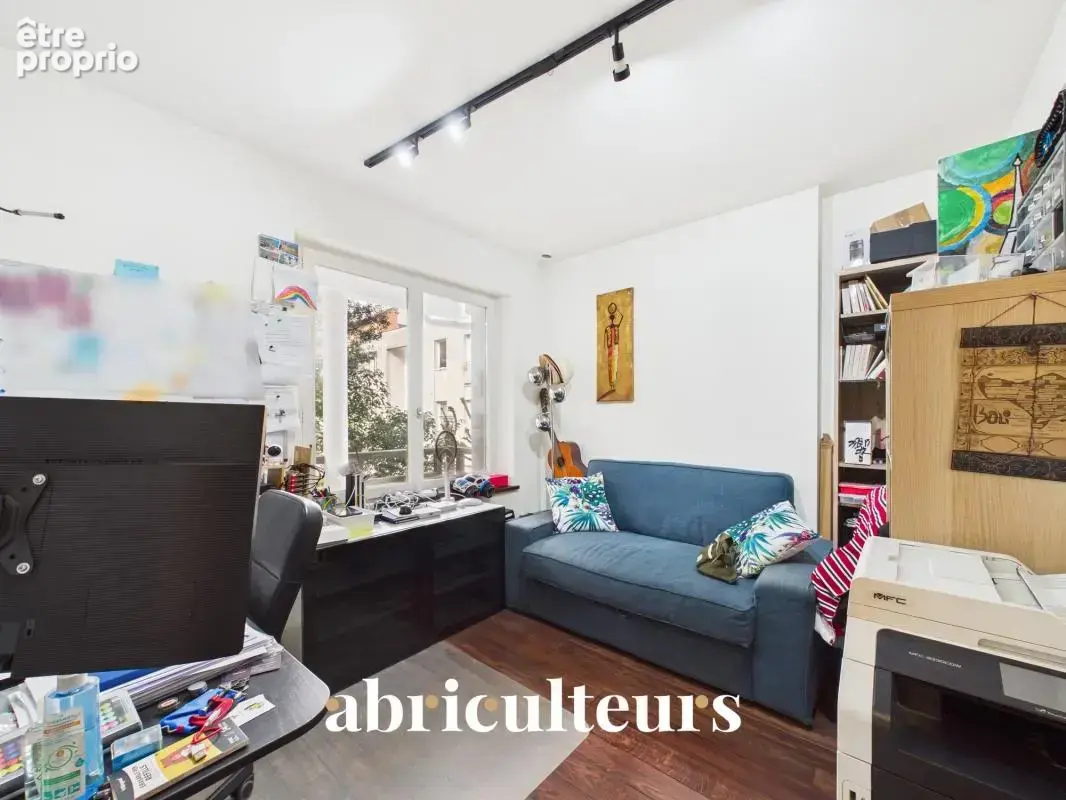 Belle maison contemporaine T7 de 185m²  avec dépendance, terrasse et jardin arboré de 500m² –  Garage  - Colombes (92400) - photo 10
