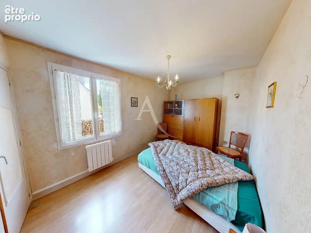 Maison  plain-pied Saint Denis De L Hotel 4 pièce(s) 80 m2 - photo 13