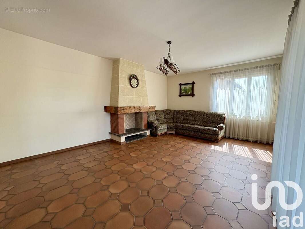 Photo 4 - Maison à LES BILLAUX