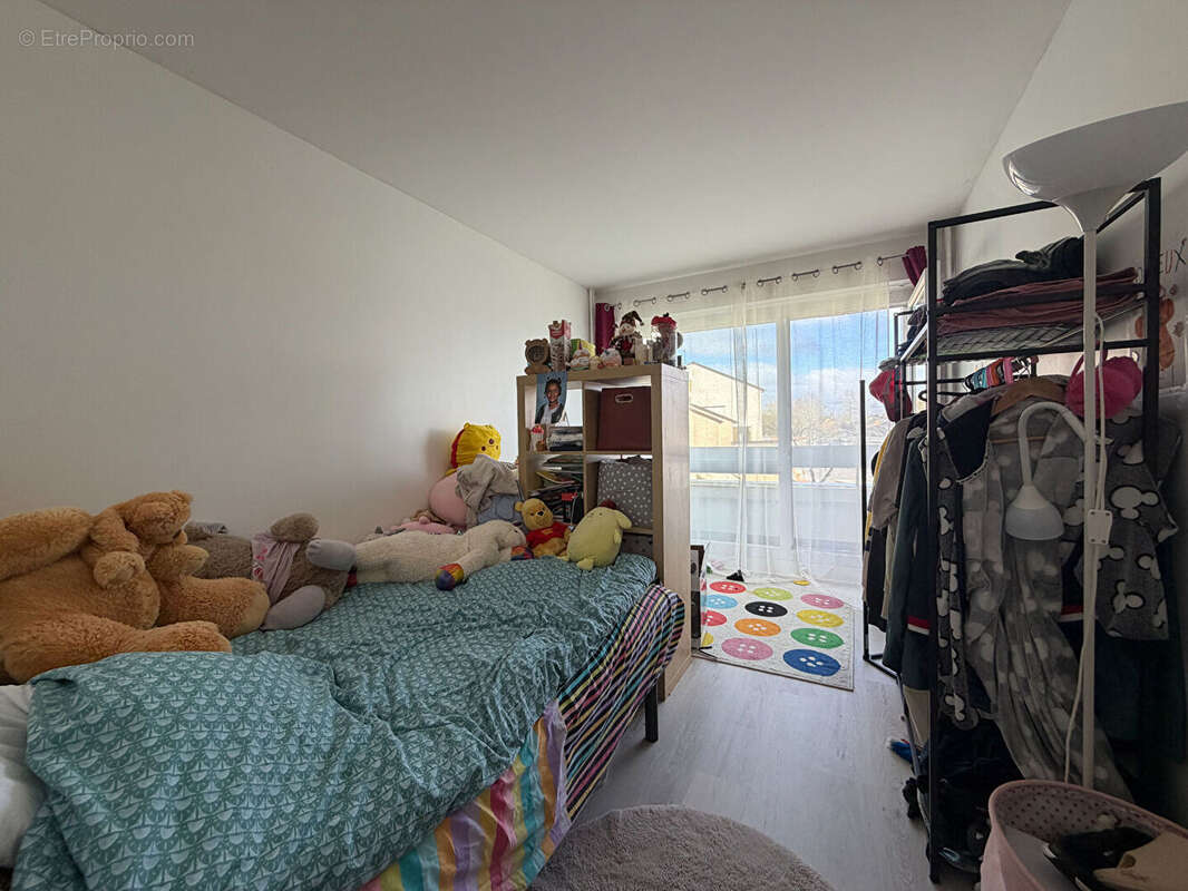 Appartement à LES ESSARTS-LE-ROI