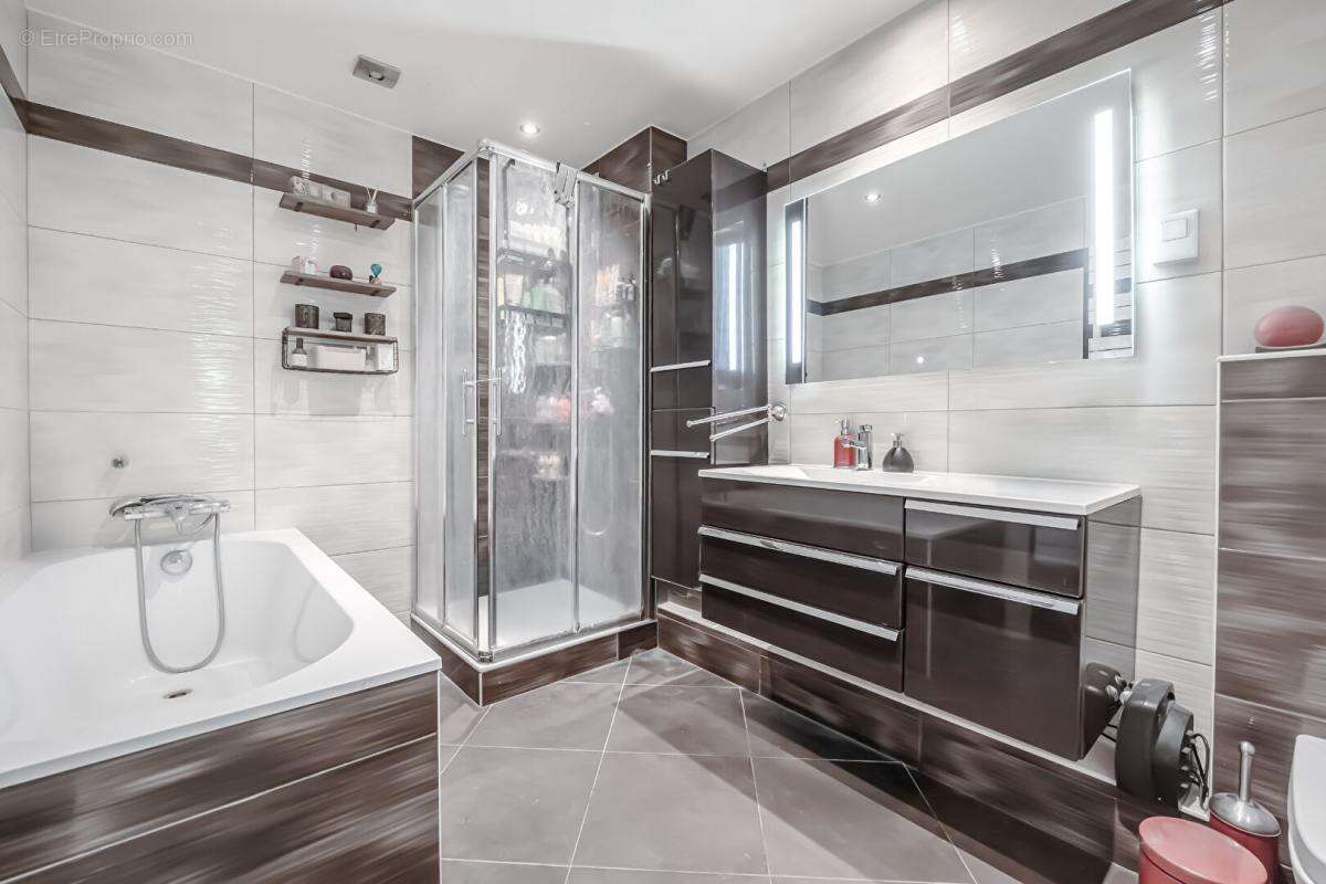 Appartement à CHATILLON