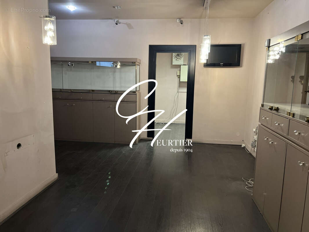 Commerce à GRENOBLE