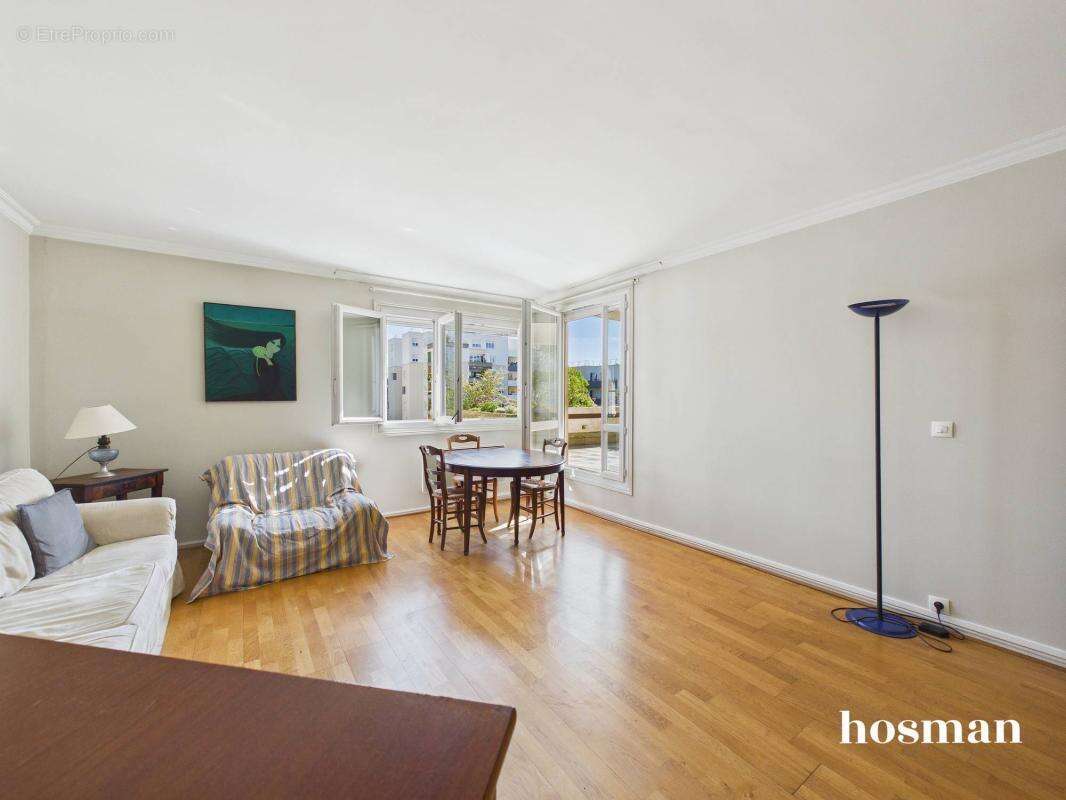 Appartement à FONTENAY-SOUS-BOIS