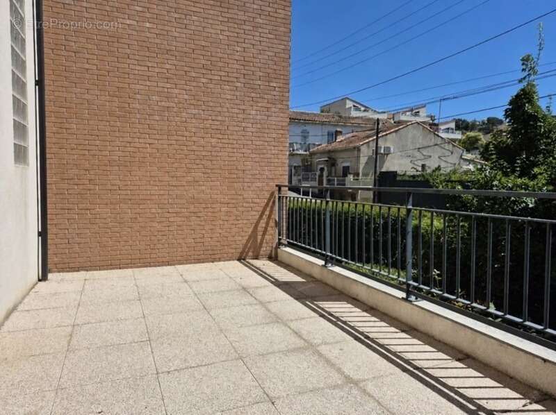 Appartement à MARSEILLE-16E