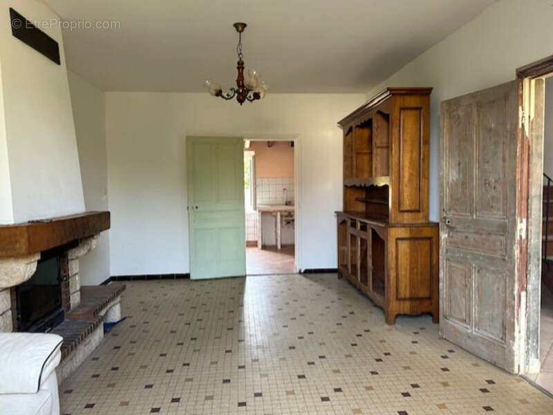 Maison à LUZILLAT