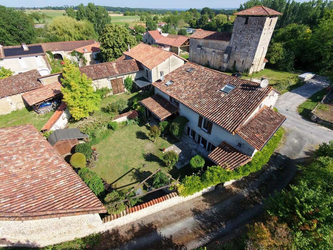 Maison à RIBERAC
